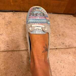 Arizona Tribal Print Boat Shoes Size 7 Multi-Color Geometric